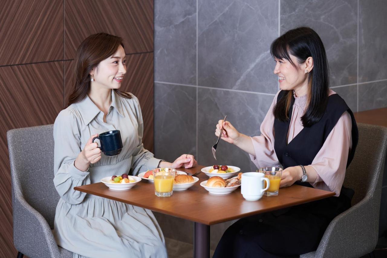 Travelodge Honmachi Осака Екстериор снимка