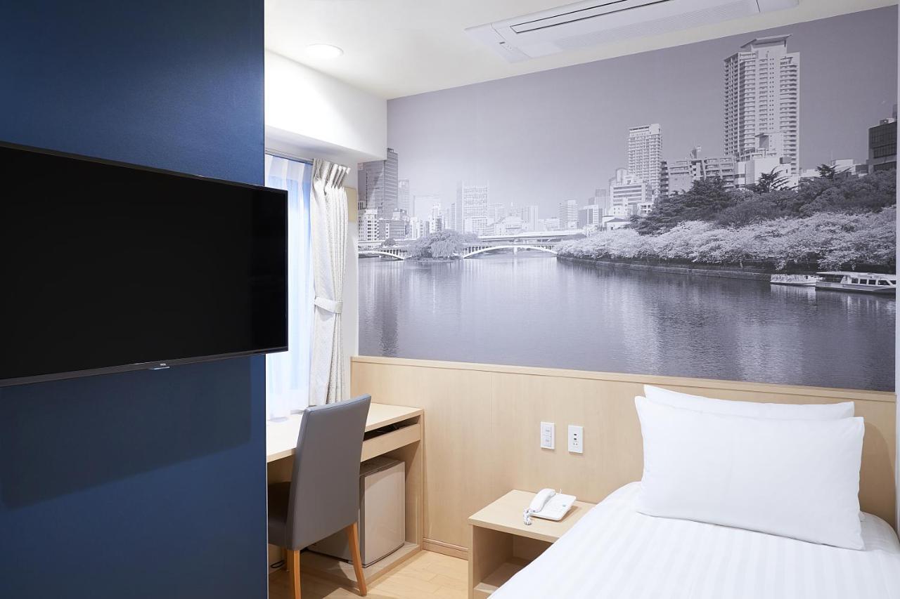 Travelodge Honmachi Осака Екстериор снимка