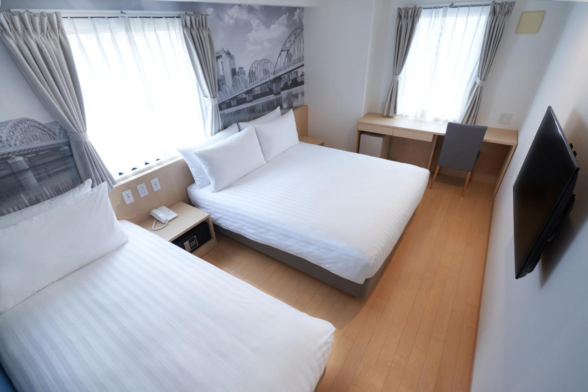 Travelodge Honmachi Осака Екстериор снимка